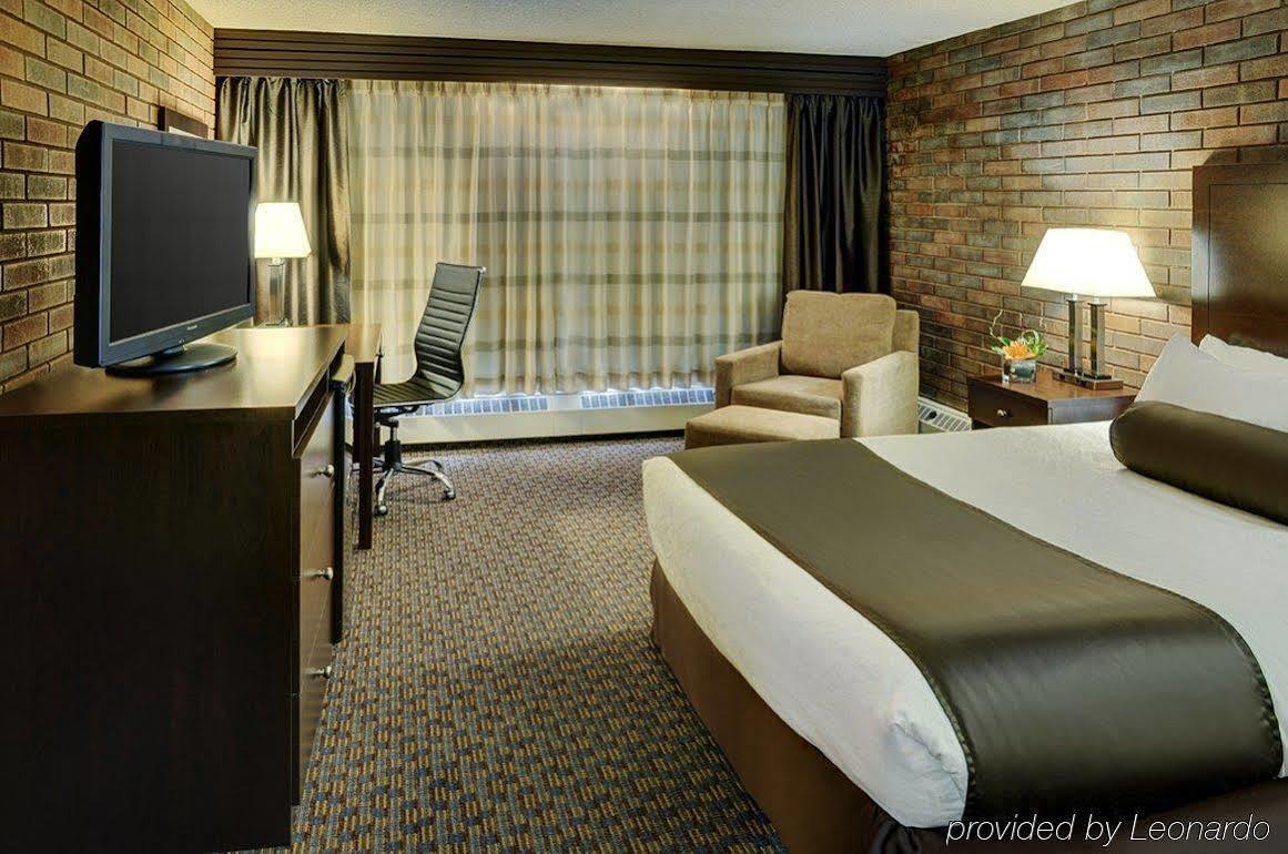Western Cedar Park Hotel Edmonton