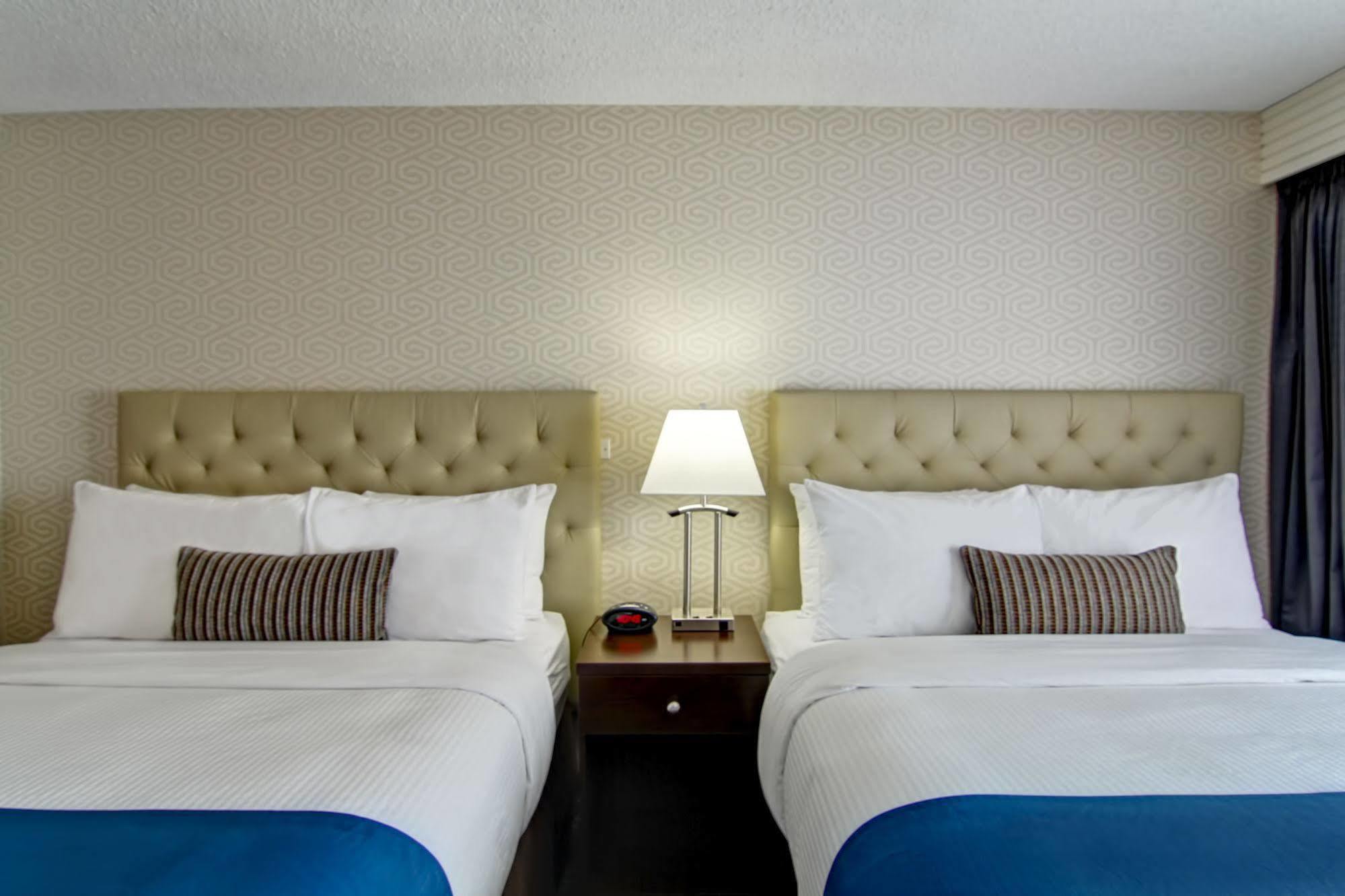 Hotel Western Cedar Park 3*