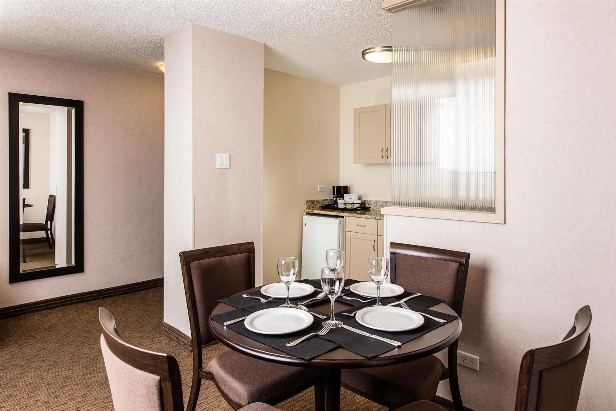 Hotel Campus Tower 3*