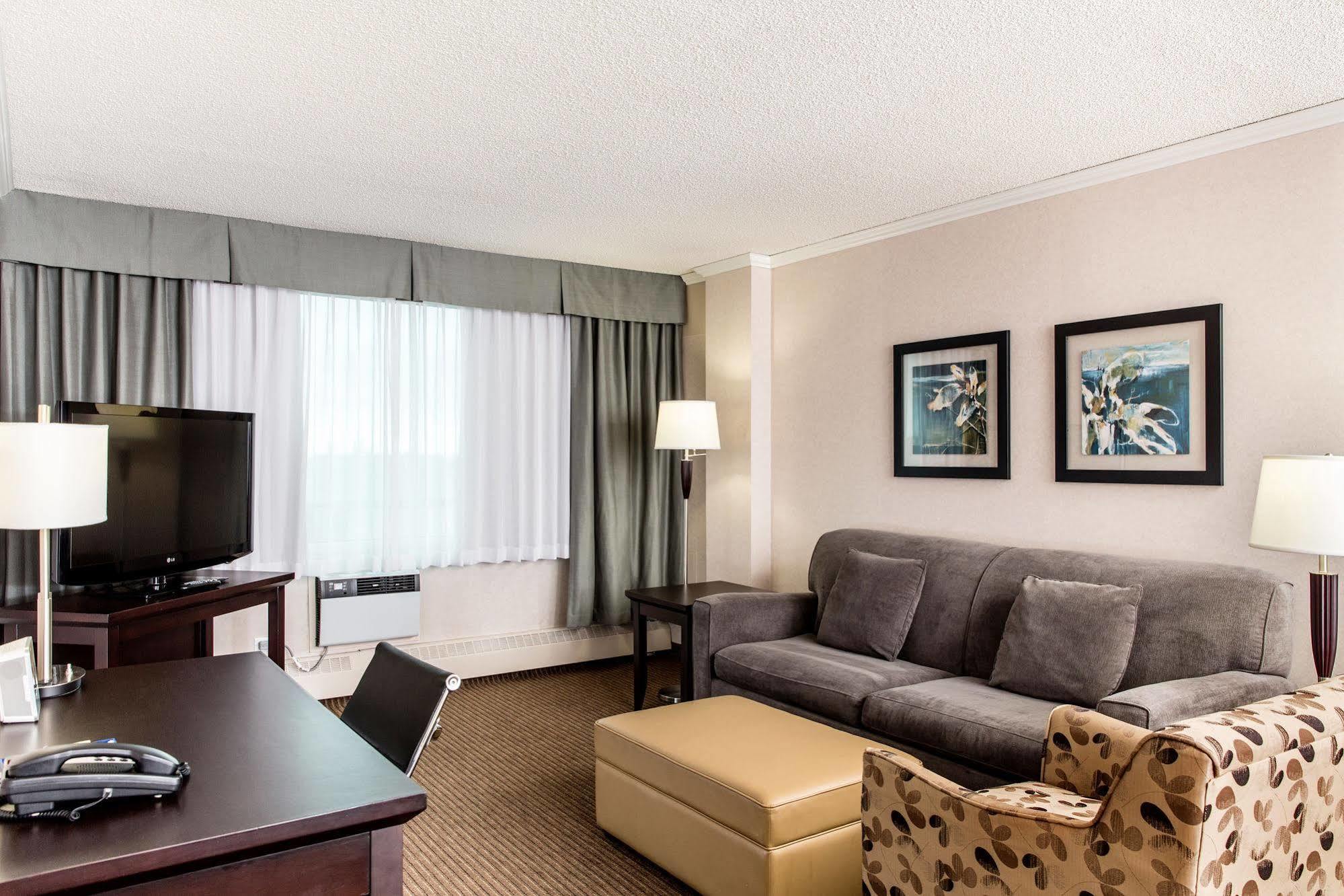 Campus Tower 3* Edmonton