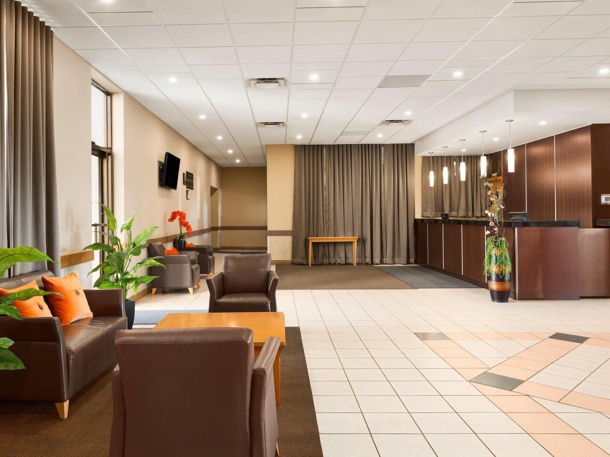 Travelodge By Wyndham West 2*