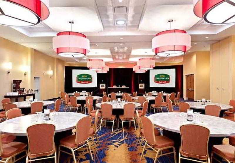 Courtyard By Marriott West Edmonton