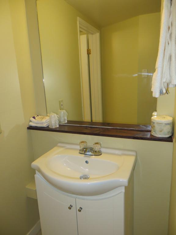 Nice Inn Edmonton Motel