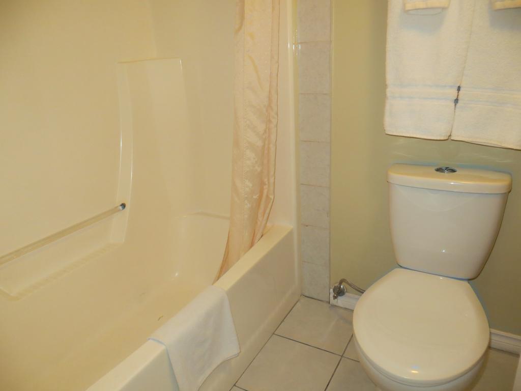 Nice Inn Edmonton 2*