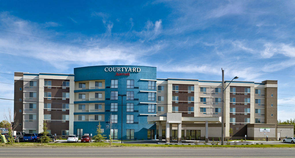 Hotel Courtyard By Marriott West 3*