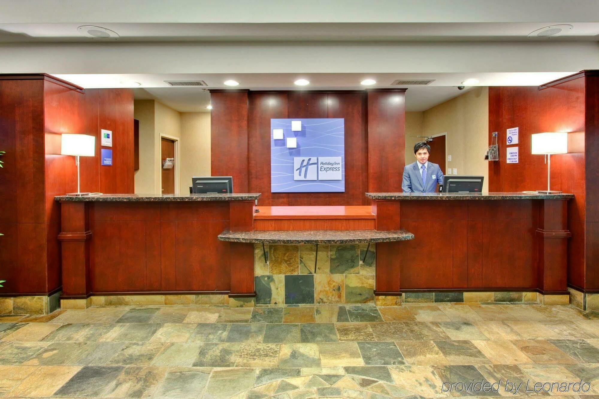 Express North By Ihg Edmonton