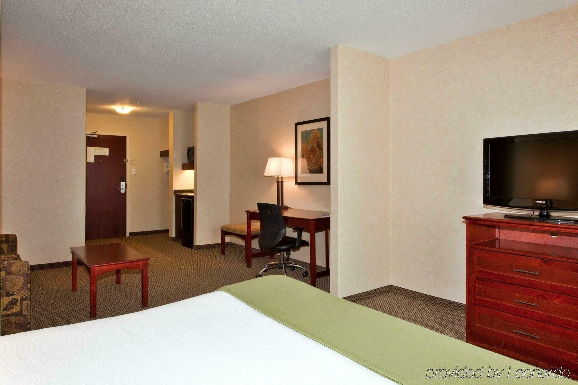 Express North By Ihg Hotel Edmonton