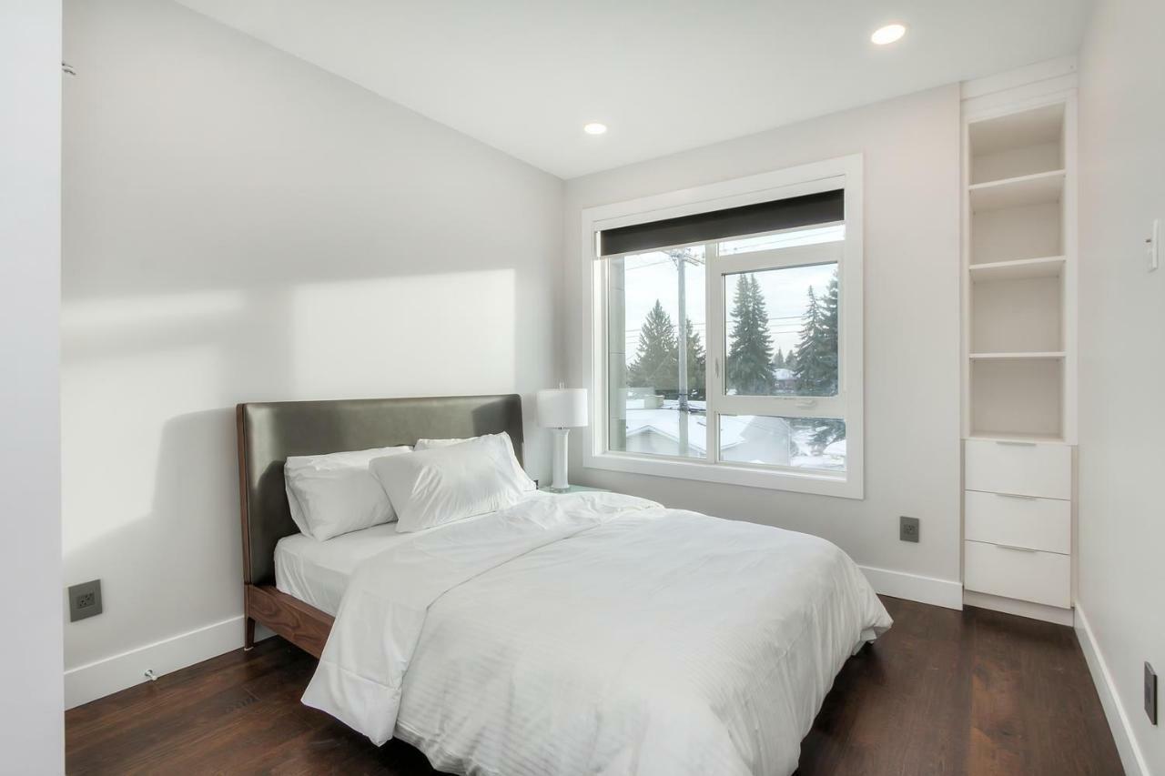 New Luxury Townhome * Edmonton