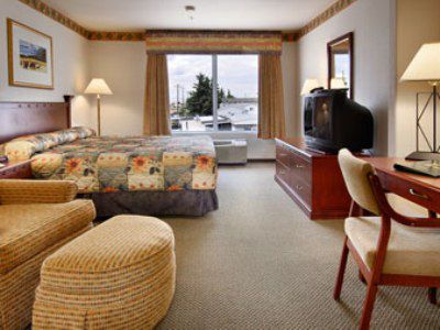 Wingate By Wyndham - West Hotel Edmonton