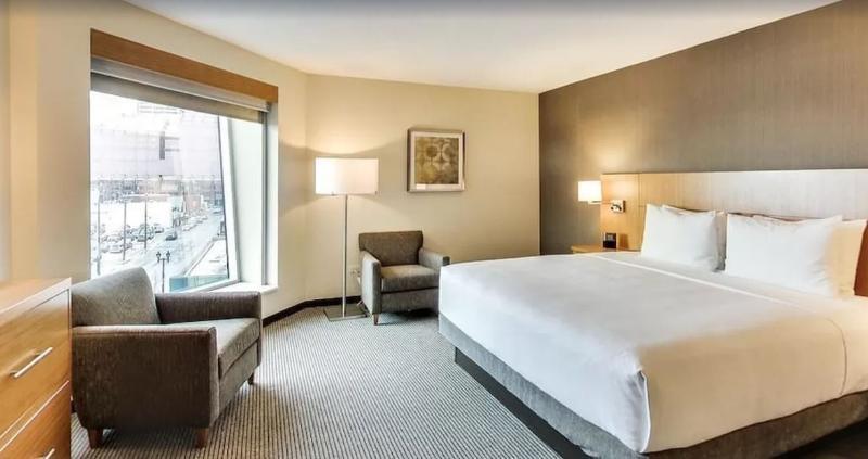 Doubletree By Hilton Downtown Hotel Edmonton