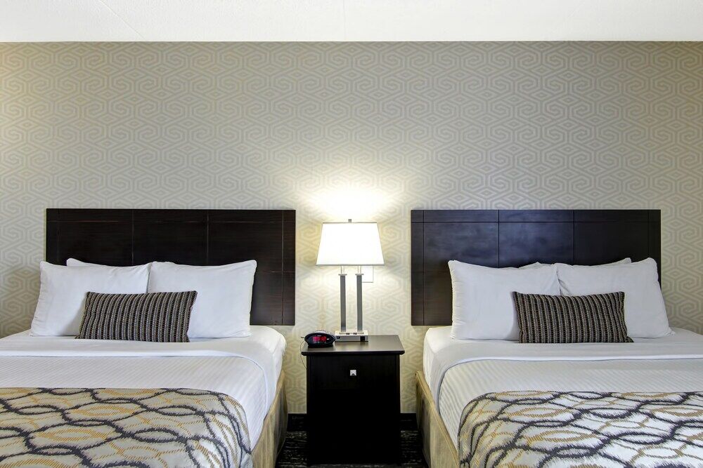 Western Cedar Park Hotel Edmonton
