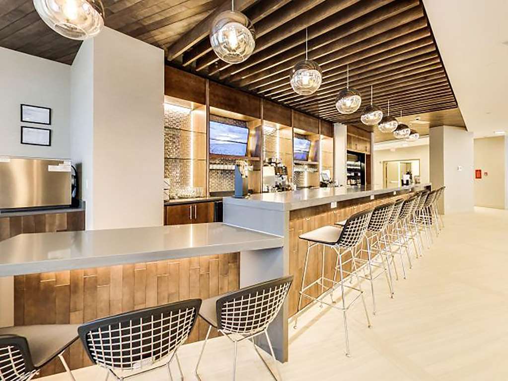Hotel Doubletree By Hilton Downtown 4*