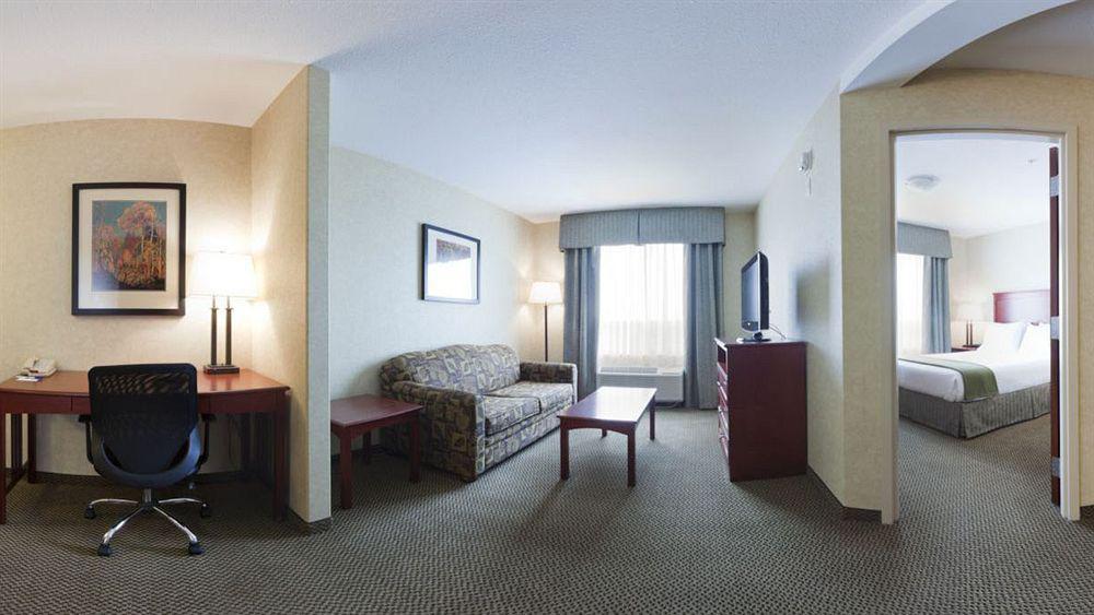 Express North By Ihg Hotel Edmonton